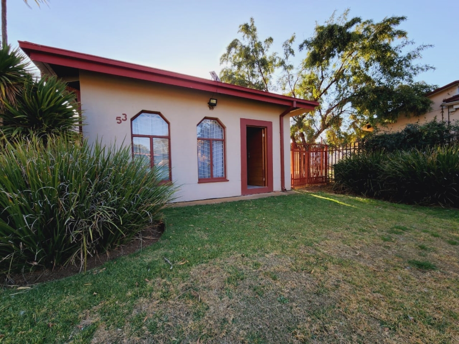 5 Bedroom Property for Sale in Potchefstroom North West